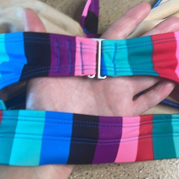 Old Navy striped bikini - Picture 6 of 15